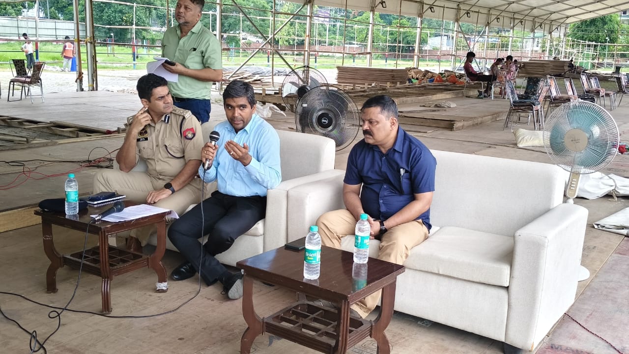 পশু চিকিৎসা বিজ্ঞান মহাবিদ্যালয় খেলপথাৰত স্বাধীনতা দিৱস উদযাপনৰ প্ৰস্তুতি সন্দৰ্ভত সভা অনুষ্ঠিত