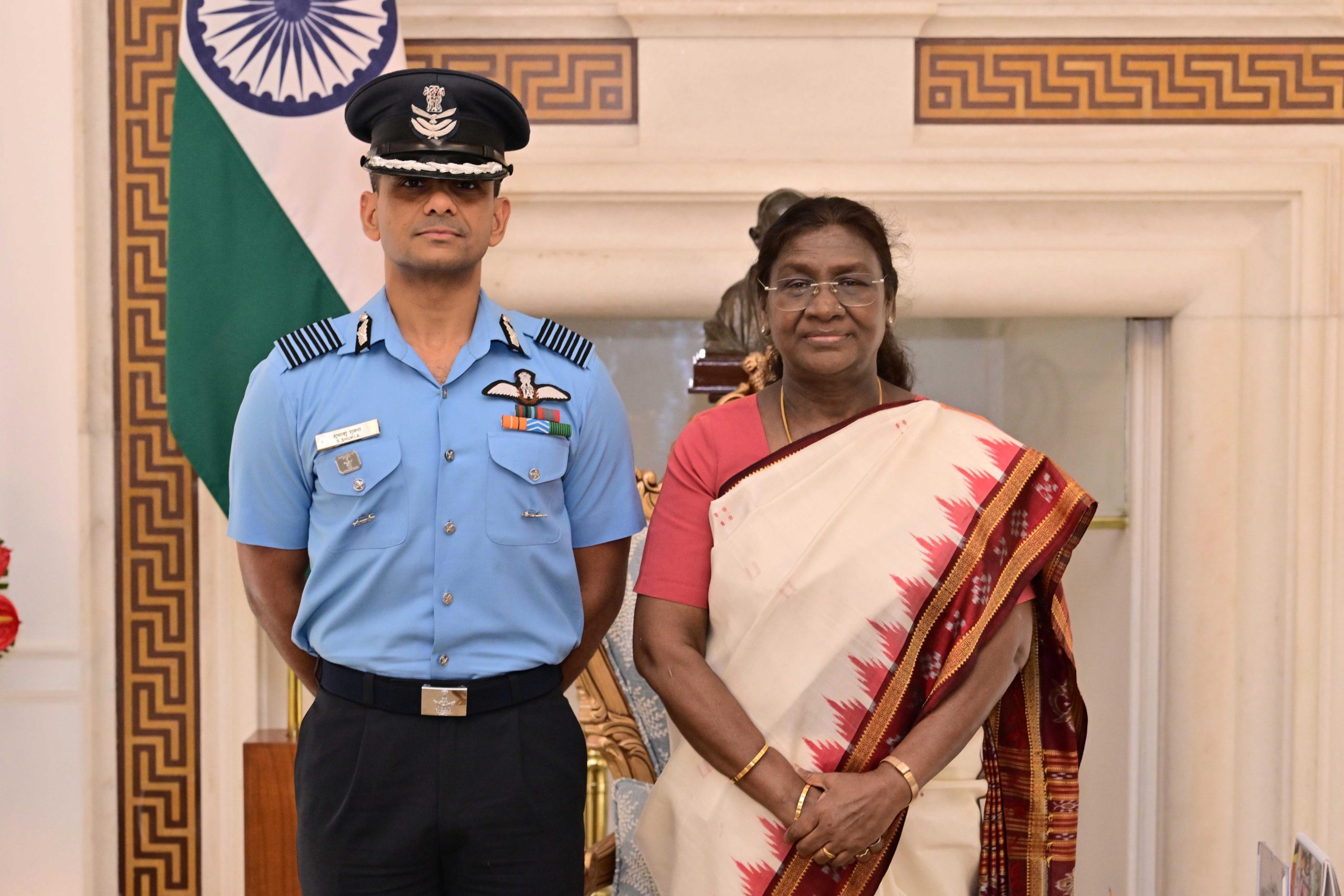 Group Captain Shubhanshu Shukla Calls on President Droupadi Murmu, Shares Space Mission Experiences