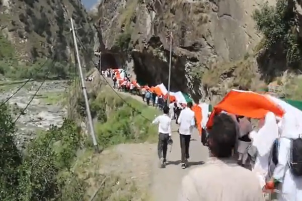 J&K: ‘Har Ghar Tiranga’ Campaign Sees Widespread Participation Across Kashmir Region