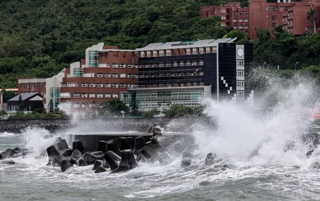 Taiwan’s Southern, eastern parts shut down ahead of arrival of Typhoon Podul   