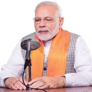 પ્રધાનમંત્રી નરેન્દ્ર મોદીએ દેશવાસીઓને સ્થાનિક ઉત્પાદનો અપનાવવા હાકલ કરી.