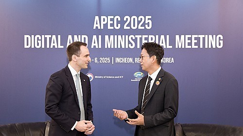 South Korea, US Hold Talks to Strengthen AI Cooperation Ahead of Summit