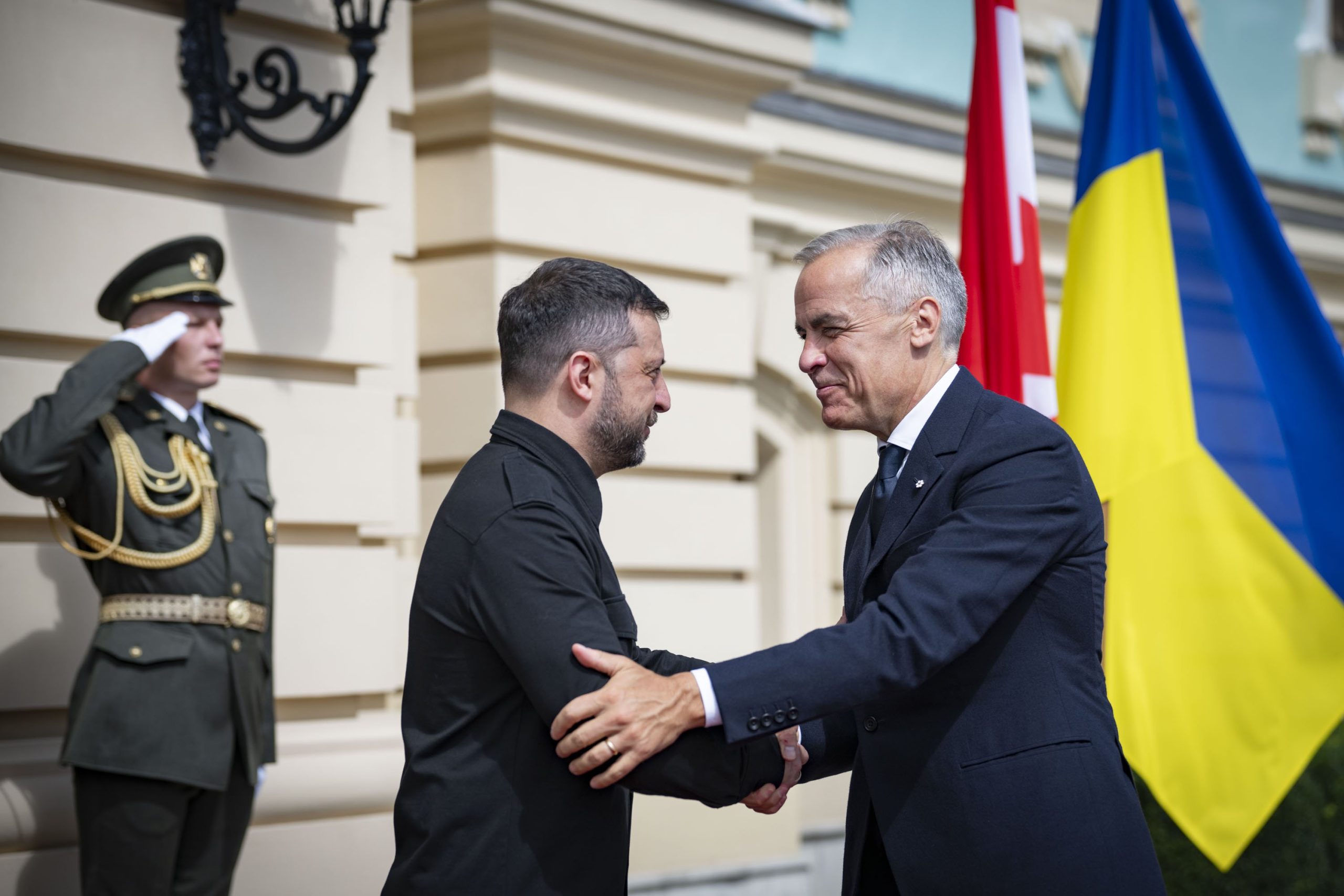 Canadian PM Mark Carney Backs Robust Security Guarantees for Ukraine