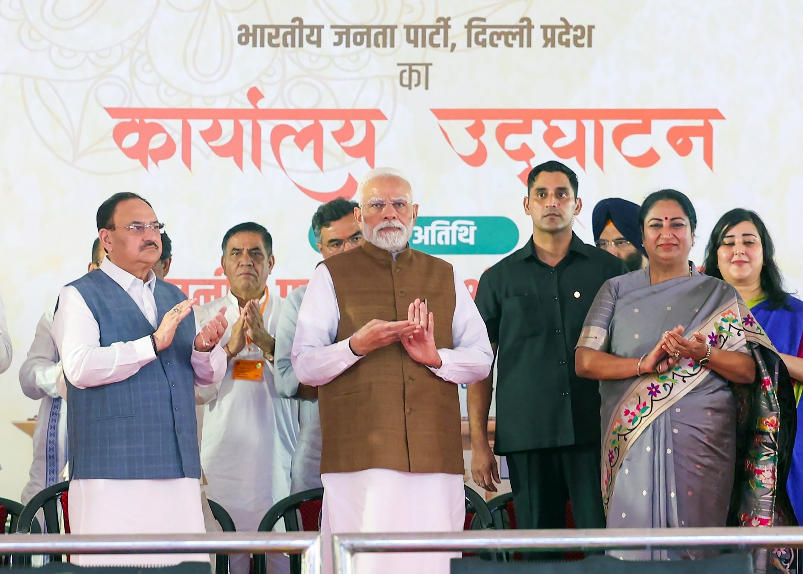 প্রধানমন্ত্রী নরেন্দ্র মোদী বলেছেন,  এনডিএ সরকার দেশে সুশাসনের একটি নতুন মডেল নিয়ে এসেছে ।