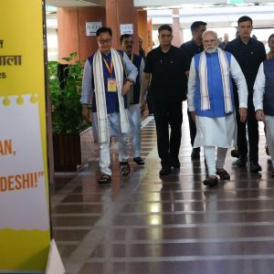 وزیراعظم نریندر مودی آج نئی دلی میں BJP ارکانِ پارلیمنٹ کی ورکشاپ کے اختتامی اجلاس سے خطاب کریں گے۔ NDA کی اتحادی پارٹیوں کے  ارکان پارلیمنٹ بھی اِس میں شریک ہوں گے۔