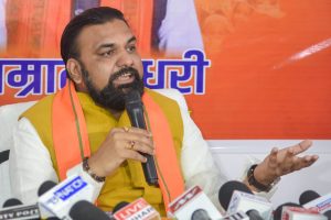 سینئر BJP رہنما اور بہار کے نائب وزیراعلیٰ سمراٹ چودھری نے کہا ہے کہ آنے والے اسمبلی انتخابات کیلئے نتیش کمار ہی وزیراعلیٰ کے عہدے کیلئے NDA کا چہرہ ہوں گے