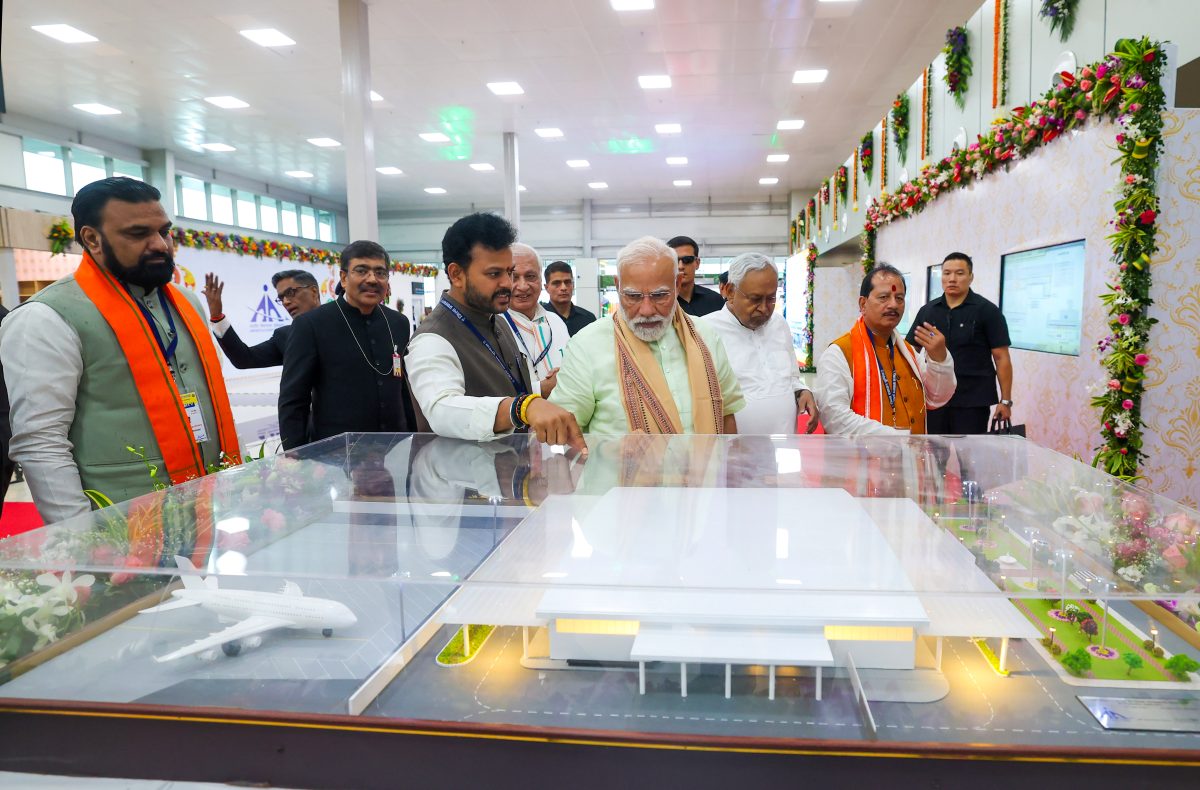 PM Modi Unveils ₹40,000 Cr Projects, Announces GST Relief from Navratri