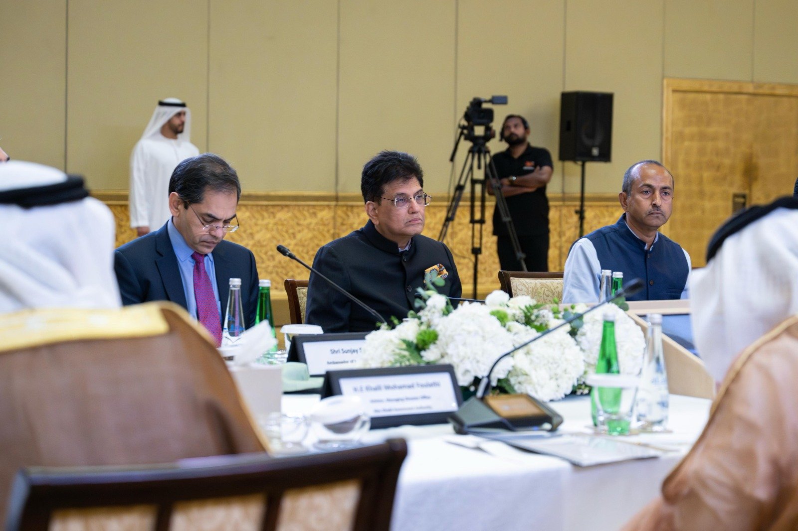 কেন্দ্রীয় বাণিজ্য ও শিল্পমন্ত্রী পীযুষ গোয়েল জানিয়েছেন  আই পি সারথি চ্যাটবট  ও এ আই এম এল নির্ভর অত্যাধুনিক ইমেজ সার্চ প্রযুক্তির আজ একবছর পূর্ণ হলো। 