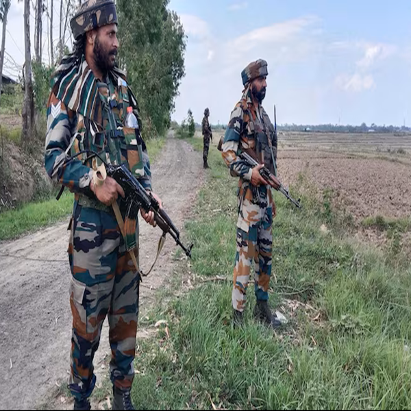 मणिपूरमध्ये ६ अतिरेक्यांना अटक, मोठ्या प्रमाणात शस्त्रास्त्रं, दारूगोळा जप्त केला
