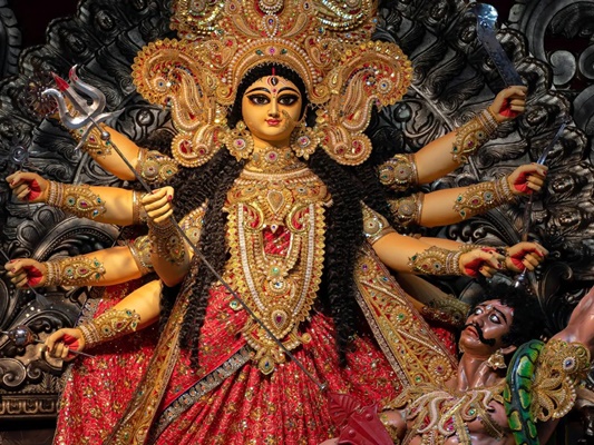 Maha Saptami marks beginning of Durga Puja