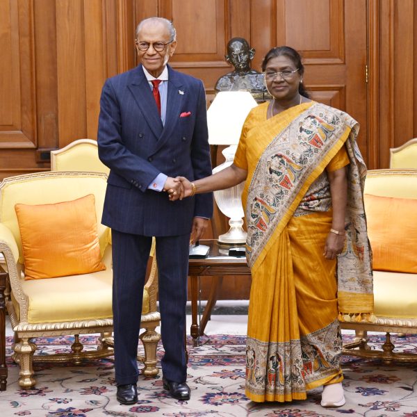 Mauritius PM Ramgoolam Calls on President Droupadi Murmu at Rashtrapati Bhavan