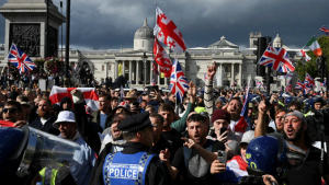 Over one lakh join London anti-immigration rally; 26 police officers injured in clashes