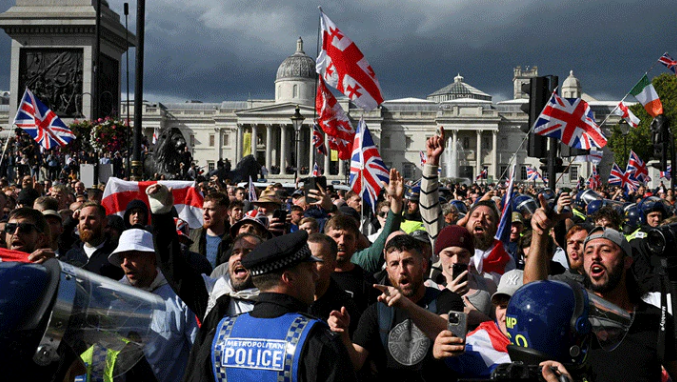 Over one lakh join London anti-immigration rally; 26 police officers injured in clashes