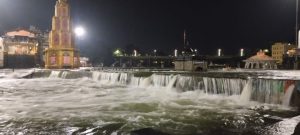 महाराष्ट्रात मुसळधार पाऊस, मुख्यमंत्र्यांनी घेतला पूरग्रस्त परिस्थितीचा आढावा