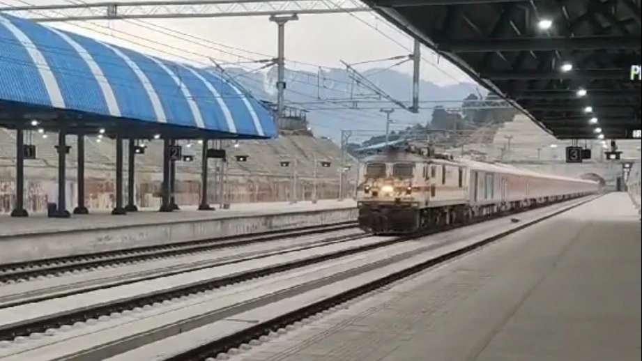 J&K: Rail Route Activated Between Budgam and Katra Amid Road Disruption