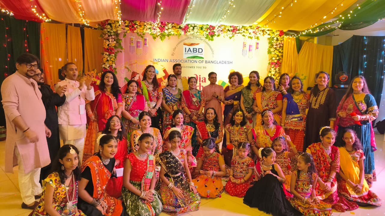 Indian Association of Bangladesh Organises Dandiya and Garba Raas in Dhaka