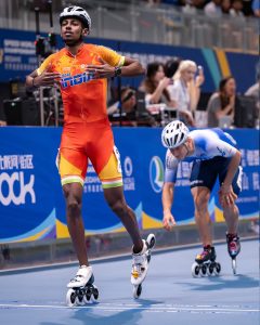 Anandkumar Velkumar bags gold in 42km marathon at world speed skating championships in China
