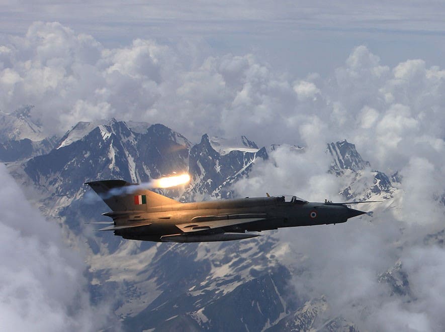 Defence Minister Rajnath Singh Attends Decommissioning of MiG-21 Aircraft by Indian Air Force