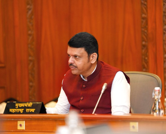 Maharashtra CM Fadnavis Assures Swift Relief for Flood-Hit Farmers
