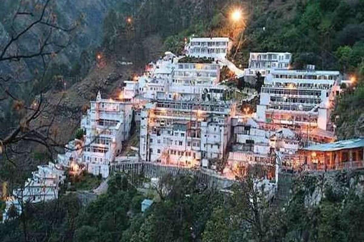 Massive Pilgrim Rush at Mata Vaishno Devi on Auspicious Ashtami