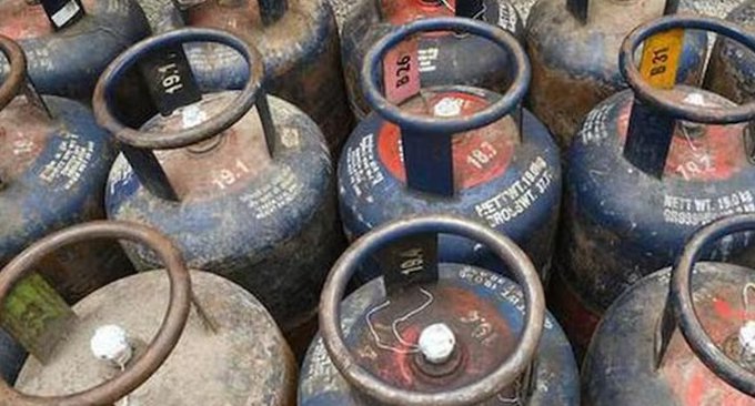 Price of commercial LPG gas cylinders reduced by Rs 51.50 per cylinder