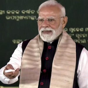 प्रधानमंत्र्यांच्या हस्ते ओदिशात झारसुगडा इथं स्वदेशी तंत्रज्ञानाच्या मोबाईल 4G टॉवर्सचं उद्घाटन
