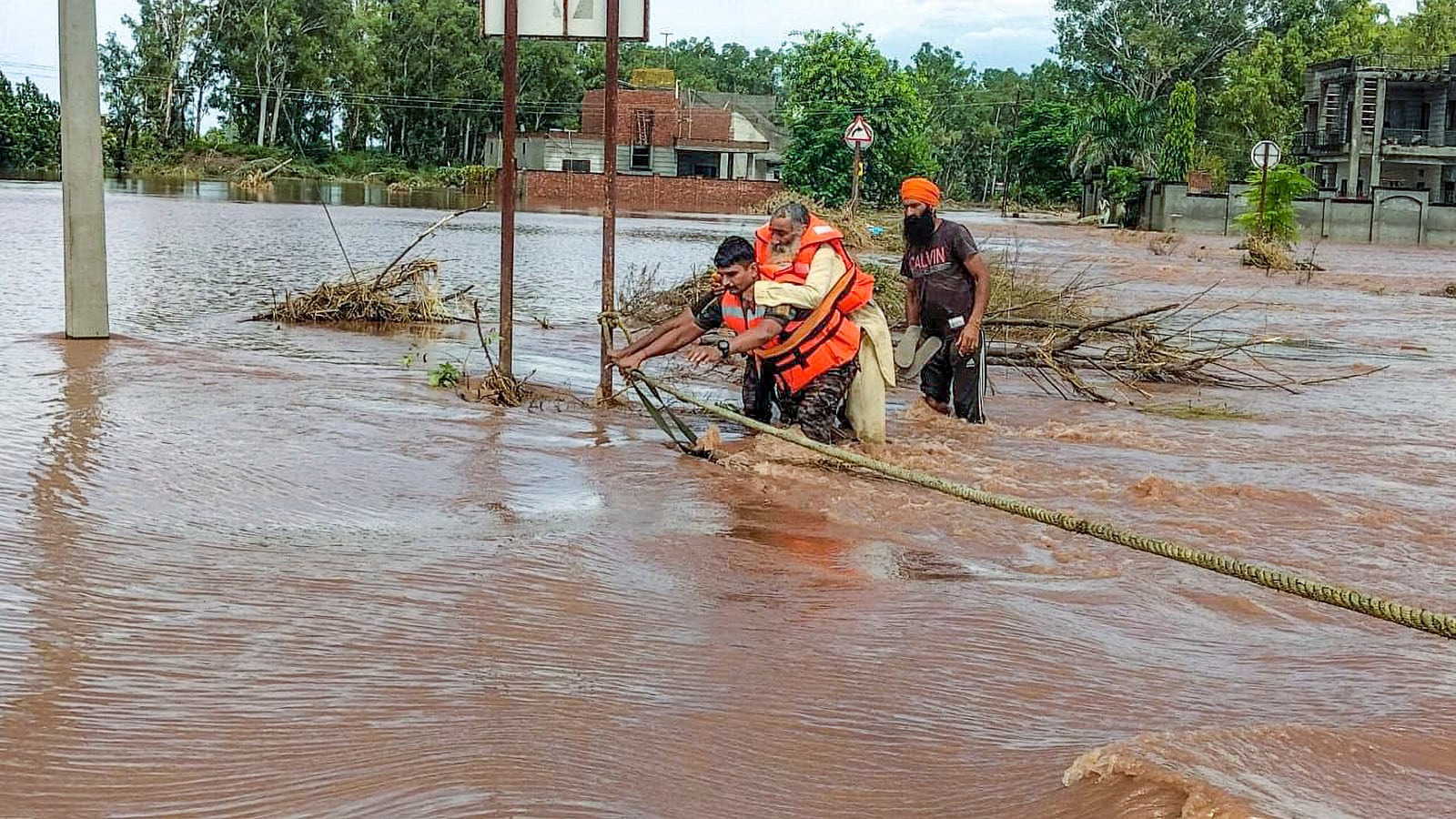 পাঞ্জাবের বন্যা পরিস্থিতি এখন স্থিতিশীল।