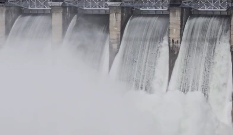 વરસાદથી અસરગ્રસ્ત વિસ્તારોમાં અત્યાર સુધી એક હજાર 54 લોકોને બચાવી લેવાયા