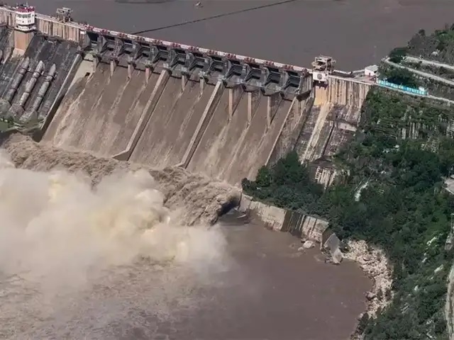 J&K: Gates of Salal Dam opened in Reasi  to manage rising water of Beas