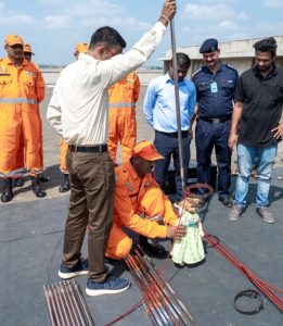 IIT ગાંધીનગરે NDRF માટે મજબૂત અને વિશ્વસનીય બોરવેલ રેસ્ક્યુ સિસ્ટમ વિકસાવી