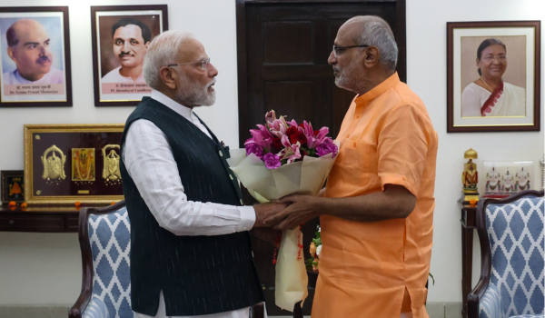 પ્રધાનમંત્રી નરેન્દ્ર મોદી શ્રી સીપી રાધાકૃષ્ણનને મળ્યા અને તેમને ઉપરાષ્ટ્રપતિ પદની ચૂંટણી જીતવા બદલ અભિનંદન આપ્યા