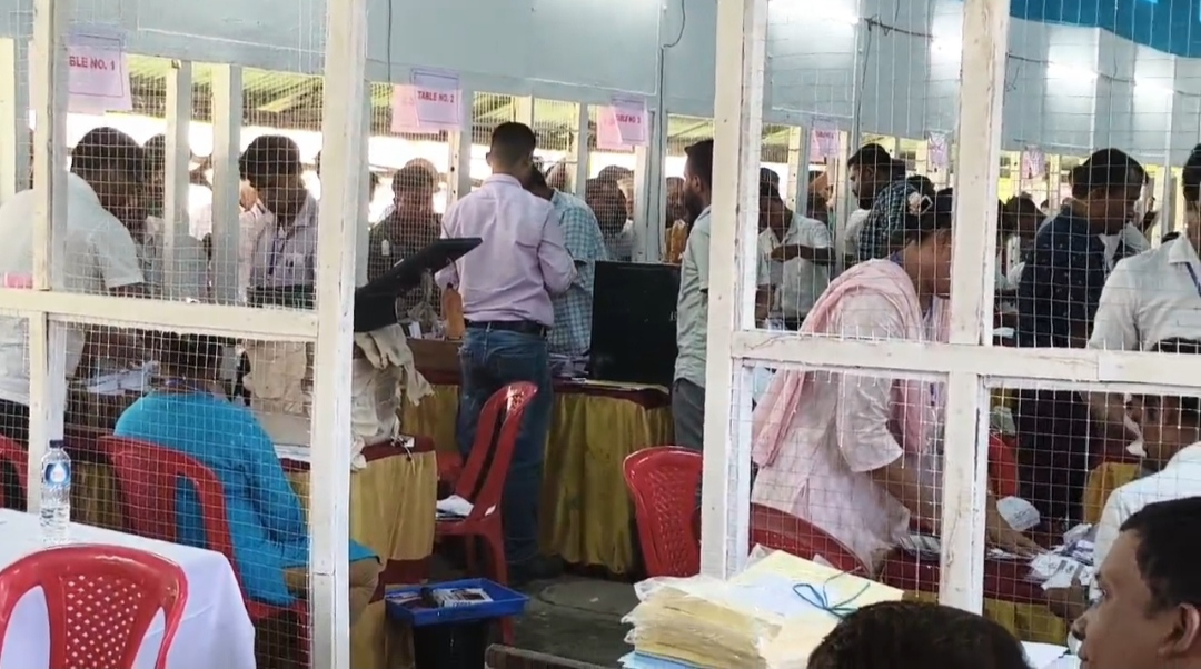 বিটিচি পৰিষদীয় নিৰ্বাচনৰ ৪০টা পৰিষদীয় সমষ্টিৰ বাবে হোৱা ভোটগণনা আজি পুৱাৰে পৰা আৰম্ভ