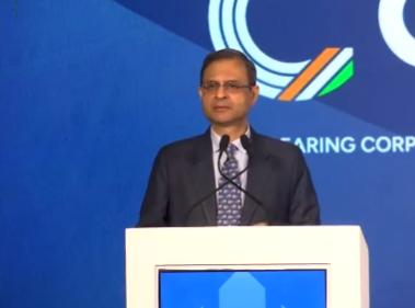 Need to go beyond USD-INR corridor’, says RBI Governor