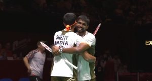 ব্যাডমিন্টনে, হংকং ওপেন সুপার ৫০০-এ পুরুষদের ডাবলস জুটি,  সাত্ত্বিক সাইরাজ র‍্যাঙ্কি রেড্ডি এবং চিরাগ শেট্টি, ফাইনালে উঠেছেন
