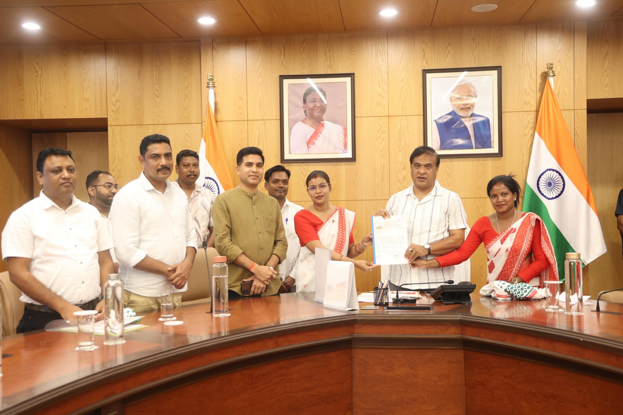 লোকসেৱা ভৱনত সদৌ অসম আদিবাসী ছাত্ৰ সন্থাৰ সৈতে মুখ্যমন্ত্রীৰ বৈঠক