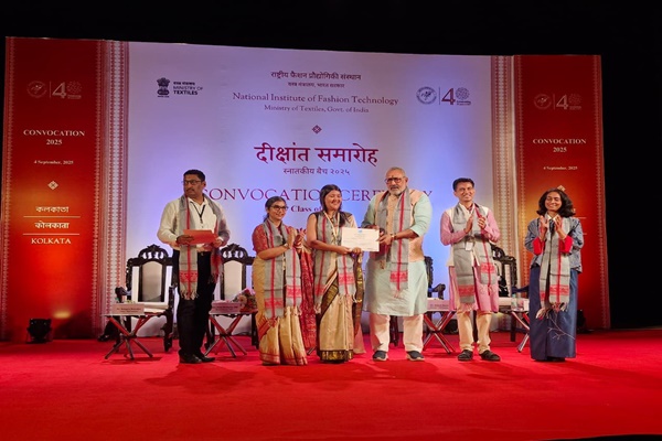 Textile Minister Giriraj Singh Emphasizes Youth Role in Expanding Fashion Technology and Textile Sector