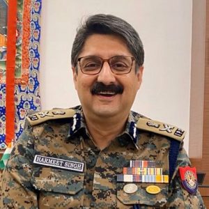 অসম আৰক্ষীৰ সঞ্চালক প্রধান হৰমিত সিঙ কালি বৰাকত উপস্থিত