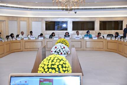 “राजधानी में डेंगू रोकथाम पर केंद्रीय और दिल्ली स्वास्थ्य मंत्रियों की समीक्षा बैठक”