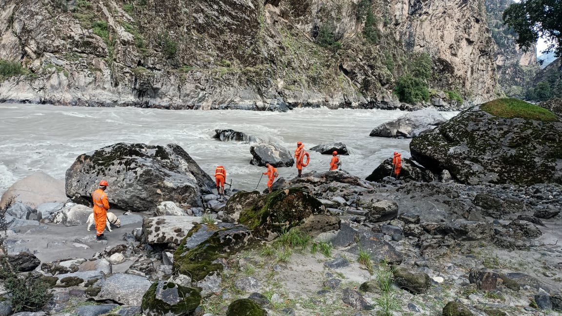 Met Department Warns of Flash Floods, Landslides, and Cloudbursts in J&K