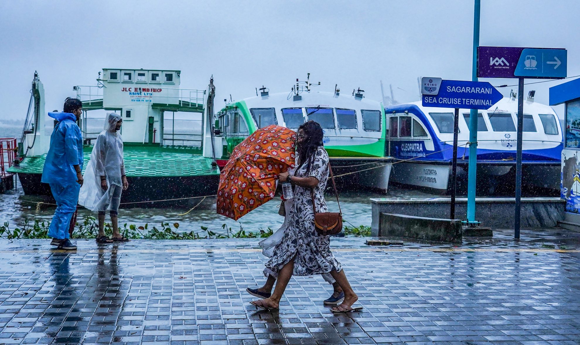 IMD issues alert for heavy rainfall in Kerala