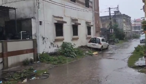 Continuous rains disrupt normal life in Maharashtra