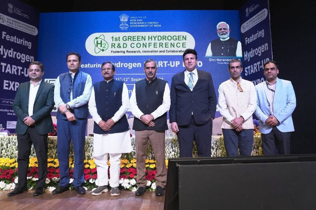 ભારત ગ્રીન હાઇડ્રોજન ઇનોવેશન માટે વૈશ્વિક કેન્દ્ર તરીકે ઉભરી રહ્યું છે