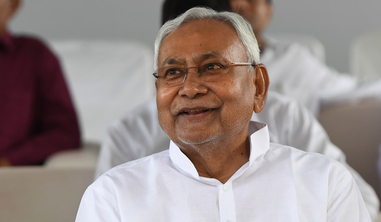 बिहार सरकार ने आंगनवाड़ी सेविकाओं और आंगनवाड़ी सहायिकाओं के पारिश्रमिक में वृद्धि करने की घोषणा की है