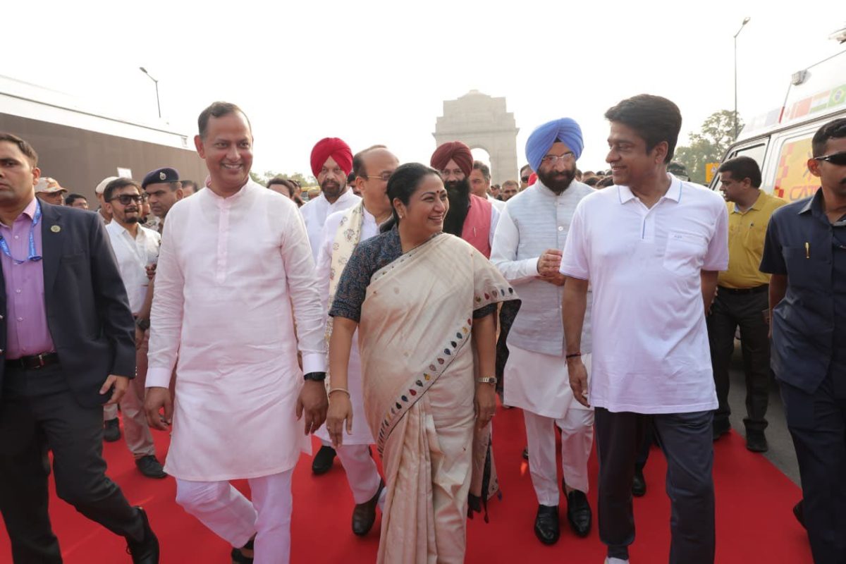 Delhi CM Rekha Gupta Leads Seva Sankalp Walk on PM Modi’s 75th Birthday