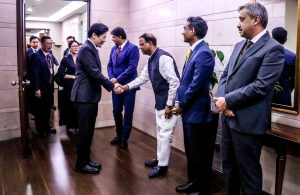 তিনিদনীয়া চৰকাৰী ভাৰত ভ্ৰমণসূচীৰে ছিংগাপুৰৰ প্ৰধানমন্ত্রী লঞ্চে ৱং নতুন দিল্লীত উপস্থিত
