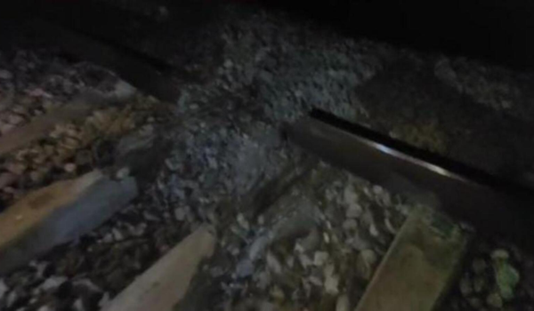 असम में कोकराझार-सालाकाटी के बीच संदिग्ध विस्फोट से रेल पटरी क्षतिग्रस्त, जांच जारी