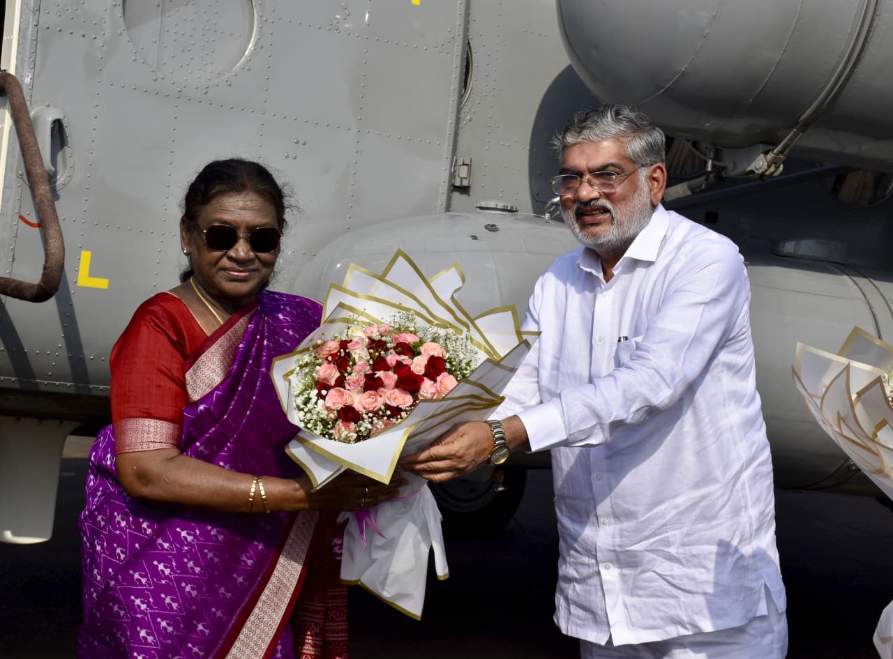 রাষ্ট্রপতি দ্রৌপদী মুর্মু আজ গুজরাটের জুনাগড় সফরে যান