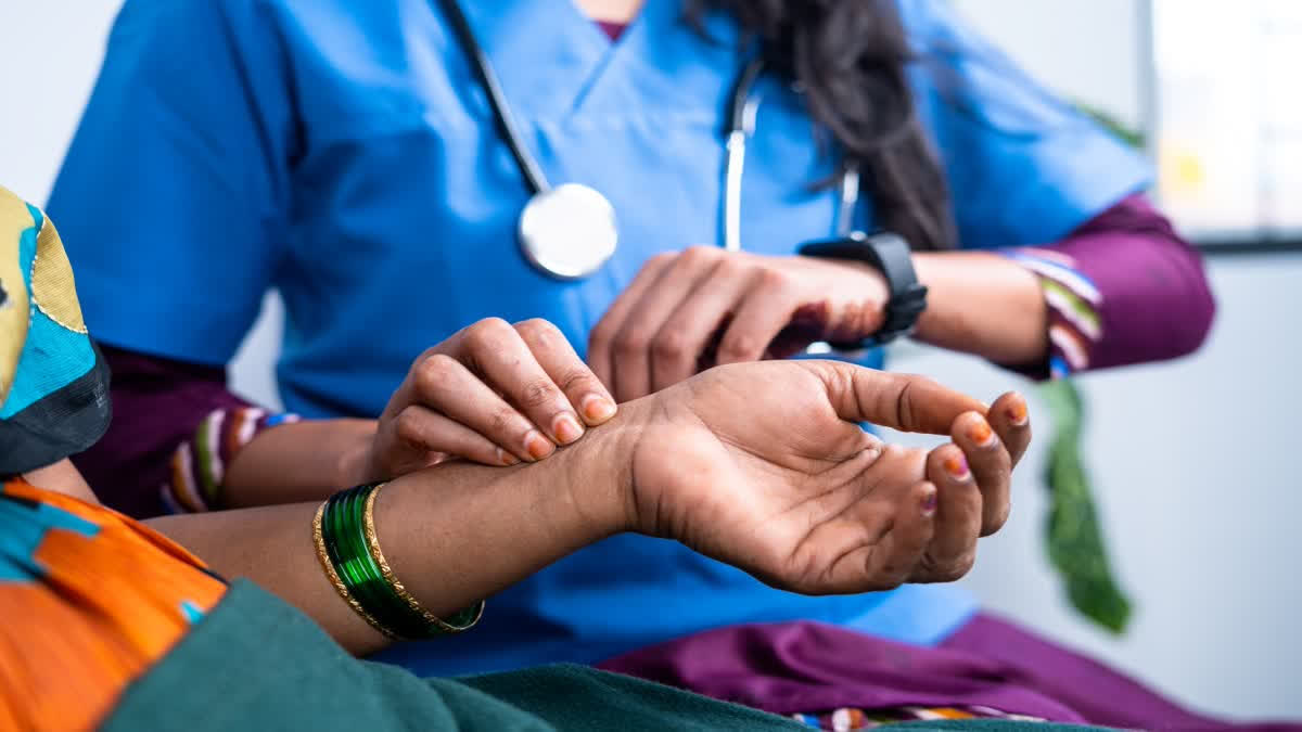 आरोग्य योजनांच्या एकत्रीकरणासाठी राज्यात ‘वॉर रूम’ची स्थापना