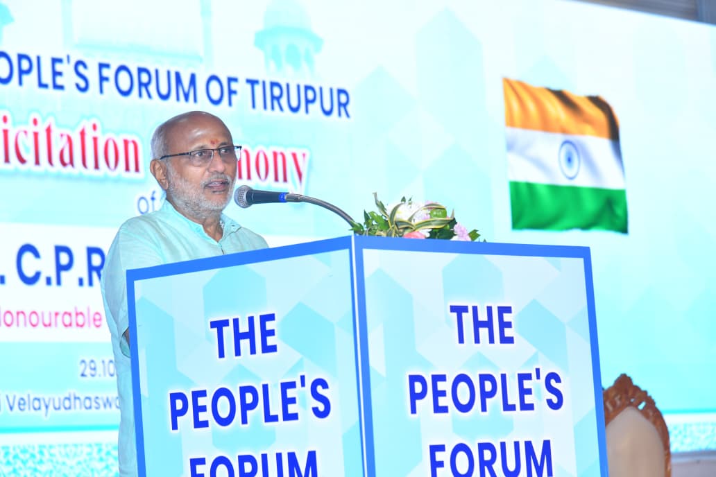 প্রধানমন্ত্রী নরেন্দ্র মোদীর নেতৃত্বে সরকার বস্ত্র শিল্পের বাণিজ্য সঙ্ক্রান্ত যে সমস্ত বাধা রয়েছে তার সমাধান করবে বলে উপ-রাষ্ট্রপতি সি.পি. রাধাকৃষ্ণন মত প্রকাশ করেছেন ।