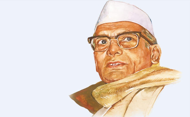 गृह मंत्री अमित शाह ने स्‍वतंत्रता सेनानी जयप्रकाश नारायण की जयंती पर दी श्रद्धांजलि